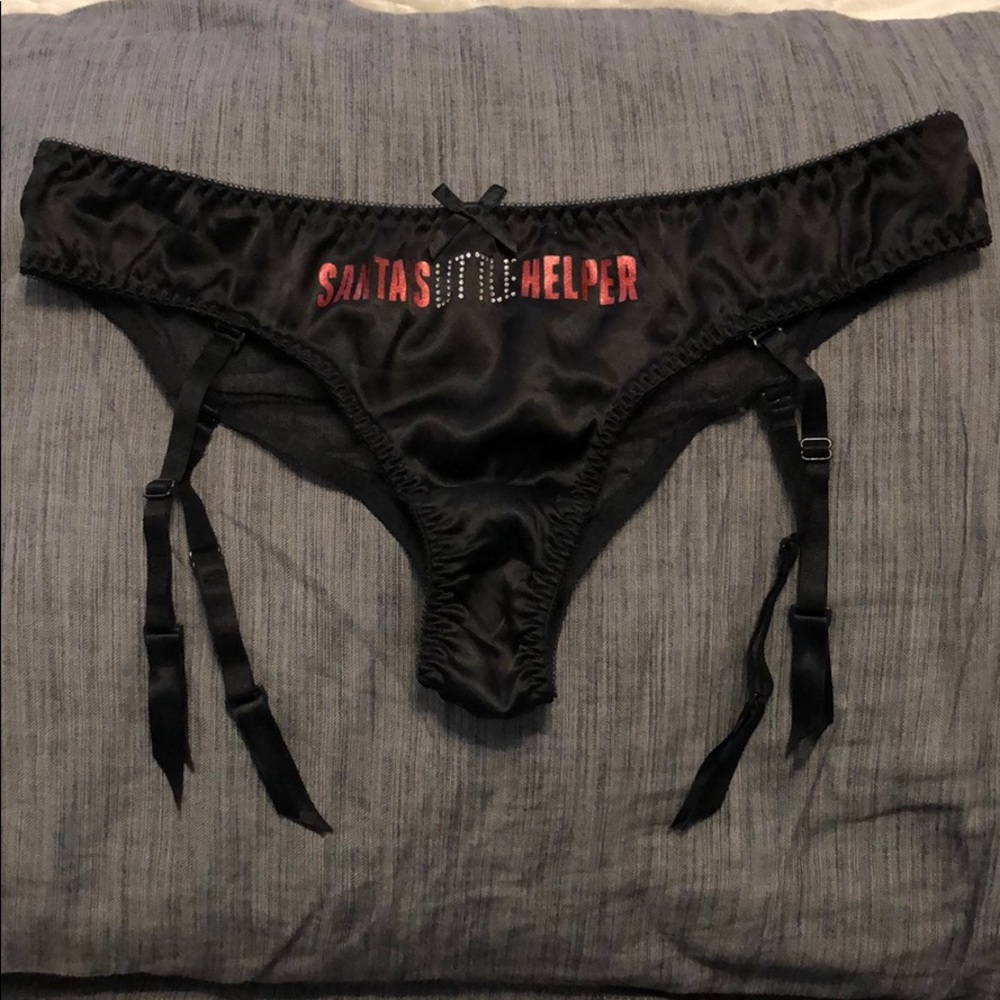 NWT Victoria’s Secret Christmas Panties